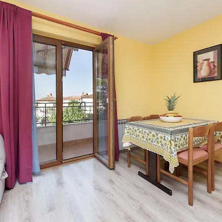 Apartment Modernes Nur 10 Gehminuten Zum Von Mit Privatparkplatz *